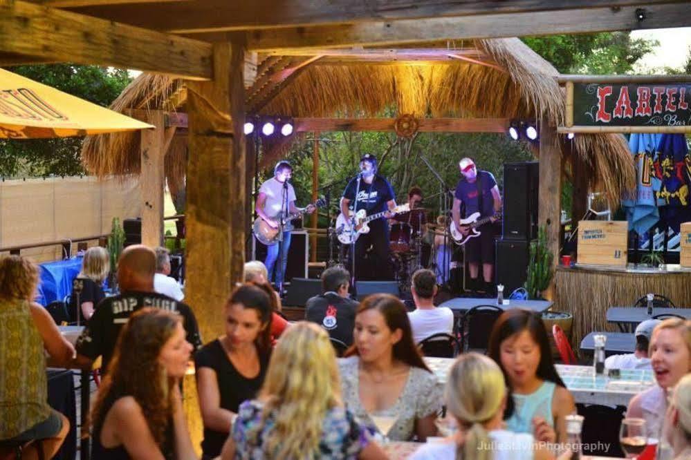 Boogie Woogie Beach House Old Bar Bagian luar foto